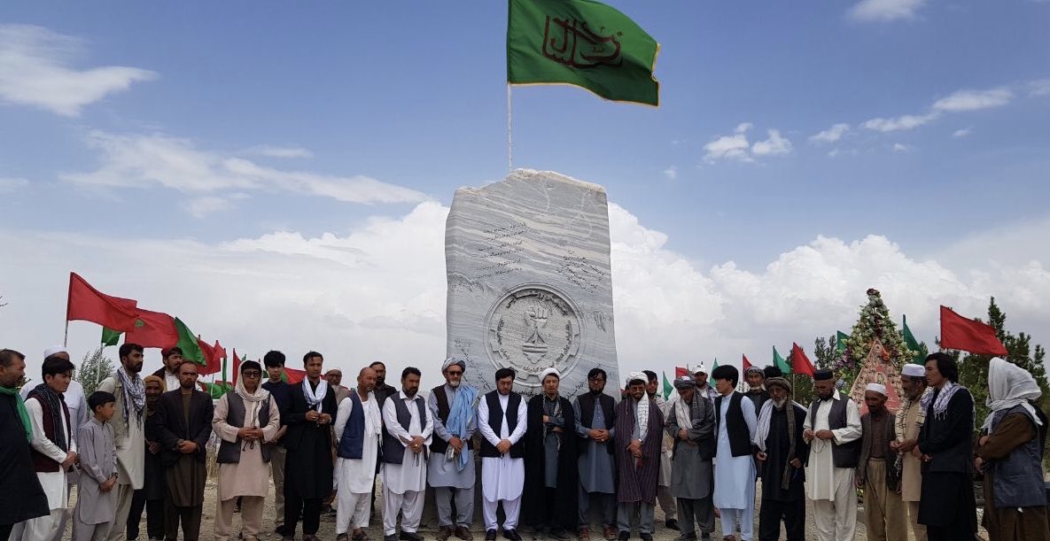 جعفر مهدوی، نماینده پیشین مجلس گفته که در کابل به گورستان قربانیان جنبش روشنایی رفته است