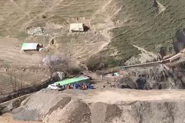 استخبارات طالبان سه کارگر معدن طلا را در تخار بازداشت کرد