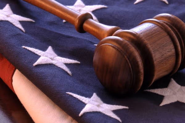 د ورجینیا قاضي له قانوني صلاحیت پرته افغان ماشومه امریکایي سرتیري ته سپارلې