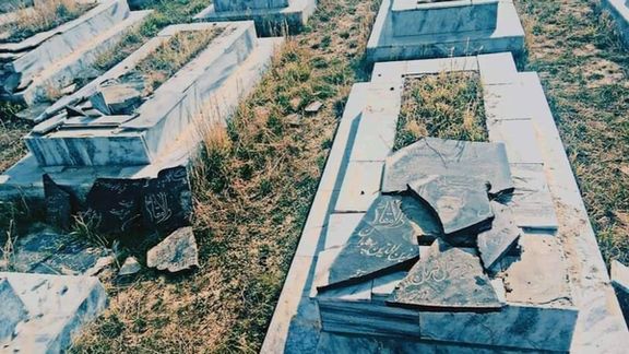 منابع محلی در جوزجان: افراد طالبان سنگ تمامی قبرهای "پارک شهدا" در شبرغان را شکستهاند