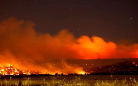 در آتشسوزی در کالیفرنیای امریکا ۳۵۰ هزار هکتار زمین سوخت