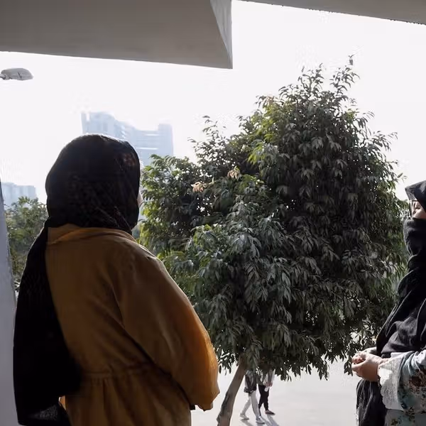 Pakistan Deports Afghan Refugees Awaiting US Resettlement