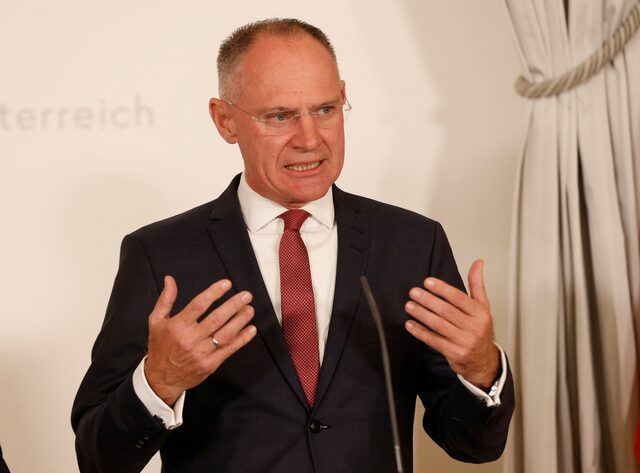 د اتریش د کورنیو چارو وزیر وايي له طالبانو سره په اړیکه کې دي