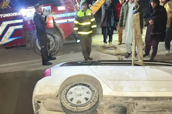 په بلوچستان او پښتونخوا کې په ټرافیکي پېښو کې ۹ کسان مړه او ۱۳ نور ټپيان شوي