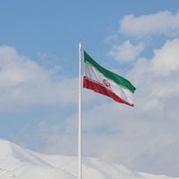 ایران د طالبانو مخالفین هڅوي چې له دې ډلې سره جوړجاړی وکړي