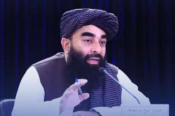 د طالبانو ویاند د نجونو د ښوونځیو بیا پرانیستلو په اړه له ځواب ورکولو ډډه وکړه