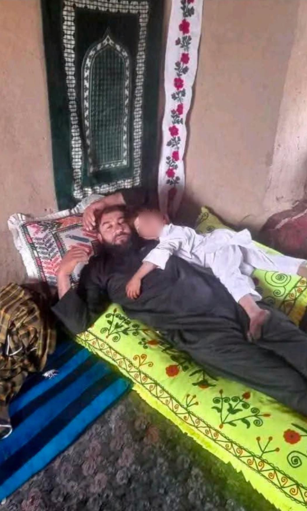 حیات‌الله و هبت، پسرش