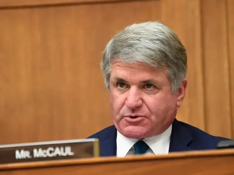 انتقاد مکال از جنرال‌های امریکایی: قبل از سقوط افغانستان گفتید که نگران خروج نباشید