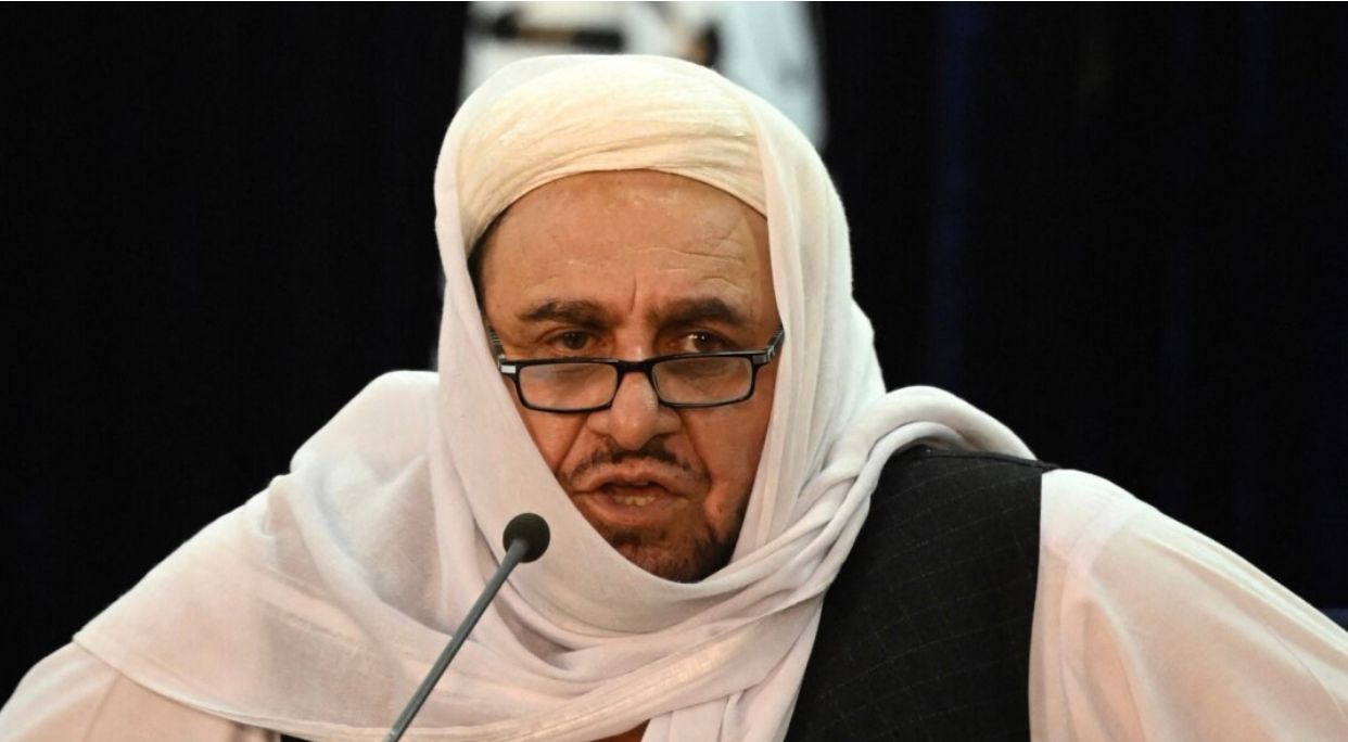 له لوړو زدکړو وزارت د عبدالباقي حقاني تر لرې کېدو وروسته د نجونو پوهنتوني زدکړې هم بندې شوې