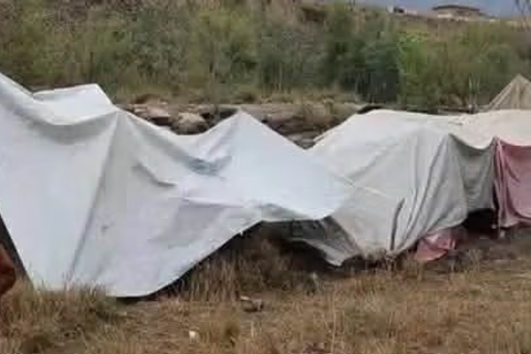 طالبان: أكثر من 9 آلاف عائلة نزحت في كنر بسبب الهجمات الباكستانية