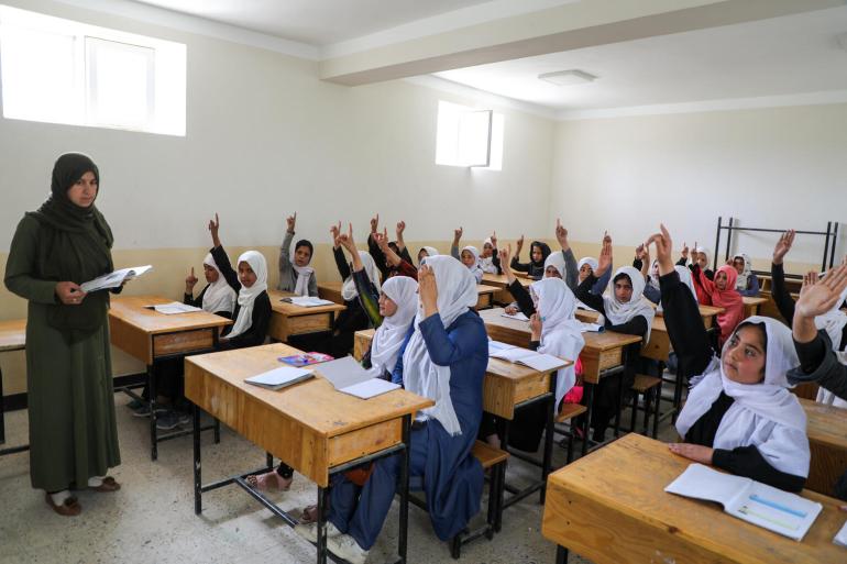 یونیسف: اتحادیه اروپا معاش دو ماهه معلمان مکتب‌های دولتی افغانستان را می‌پردازد