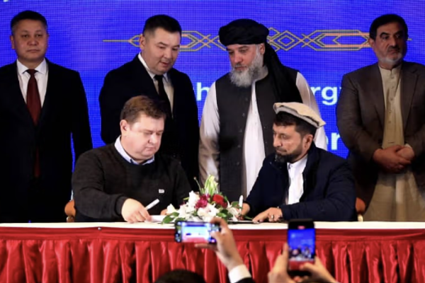 طالبان تعلن توقيع مذكرات تفاهم تجارية مع قرغيزستان