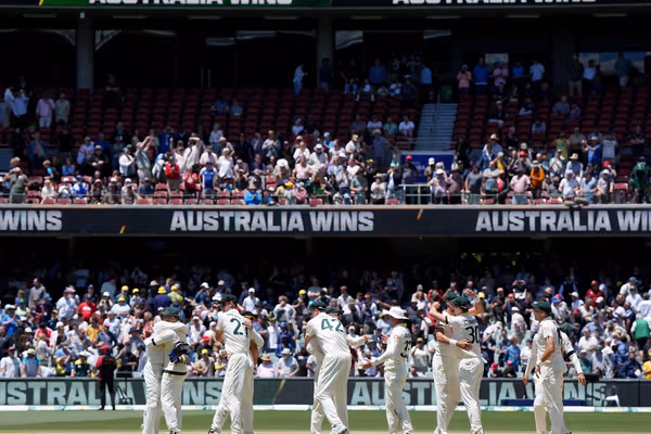 انگلستان گزارشها درباره مصرف بیش از حد الکل بازیکنان کریکت این کشور را بررسی میکند