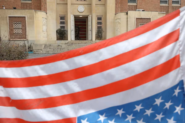 رویترز: ارتش امریکا برای عملیاتهای چند هفتهای علیه ایران آماده میشود