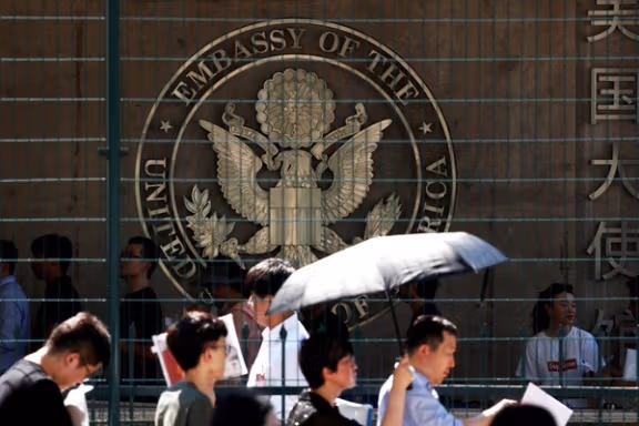 امریکا روابط جنسی کارکنان دولتی خود با شهروندان چین را ممنوع کرد