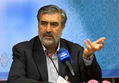 د ایران د ملي امنیت کمېسیون مشر: د امریکا یوازینۍ پاتې لار د تهران د ټولو شرطونو منل دي