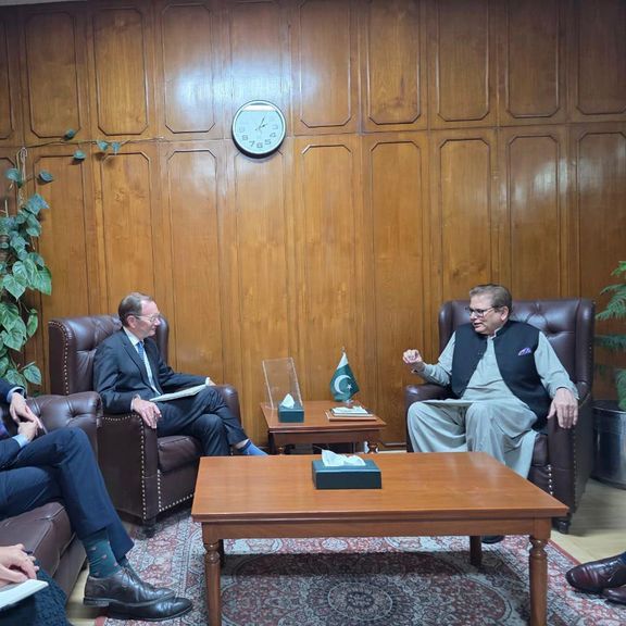 کاردار سفارت بریتانیا با نماینده ویژه پاکستان درباره افغانستان گفتوگو کرد