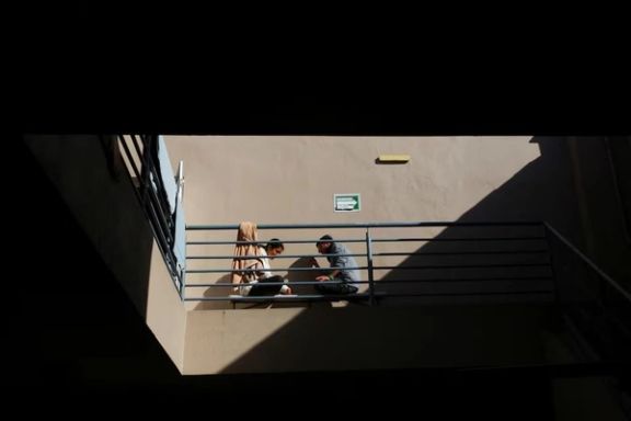 مهاجران افغان پس از لغو ورود قانونی به امریکا، در مکسیکو بلاتلکلیف ماندهاند