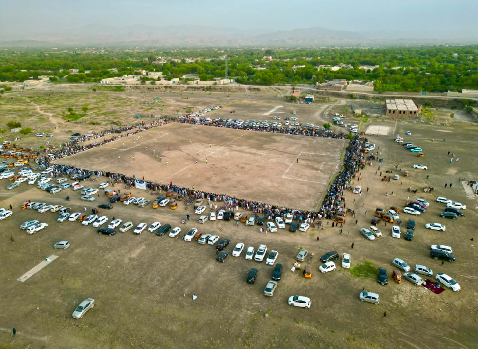 په خوست کې د فوټبال د ۶۵ لوبډلو ترمنځ سیالۍ د کچیرۍ فوټبال کلپ په اتلولۍ پای ته ورسېدې