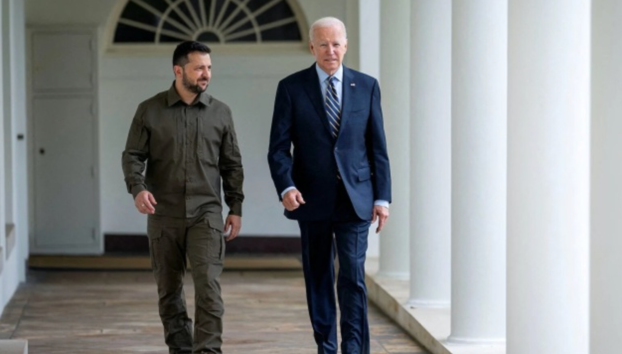 اوکراین سره د امریکا د مرستو له ځڼډېدو وروسته زېلنسکي د امریکا په سفر تللی