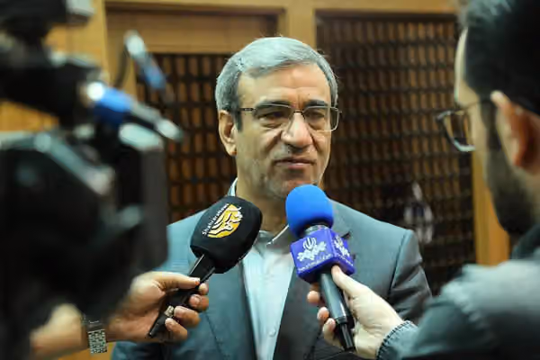 د ایران د خراسان رضوي والي: طالبان دې په مشهد کې یو میلیون افغانانو ته اوبه برابرې کړي