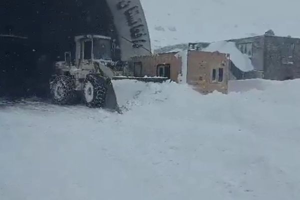 د طالبانو د ټولګټو وزارت وايي د سالنګ لويې لارې د پرانېستلو هڅې روانې دي