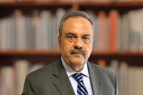 اصف درانی: امریکا پاکستان ته خیرات نه ورکاوه بلکې د «خدماتو» په بدل کې یې پیسې ورکولې