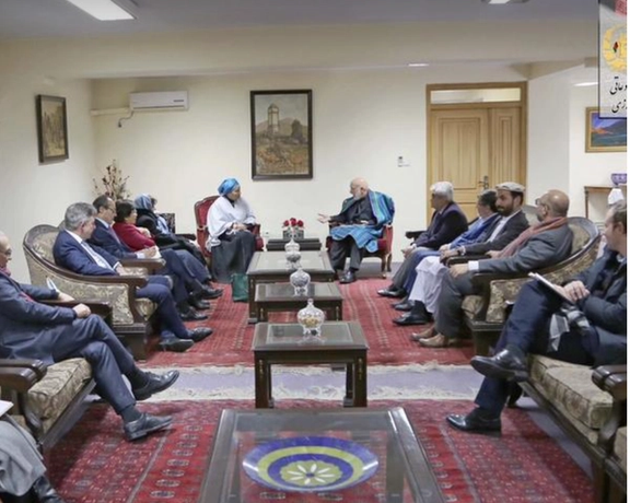 Karzai Meets High-Ranking UN Delegation, Insists on National Dialogue in Afghanistan