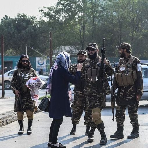 جنبش زنان مقتدر از پیشنهاد بررسی تبعیض نظاممند علیه زنان افغان در دادگاه لاهه استقبال کرد