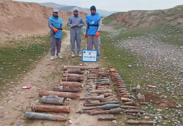 طالبانو په کندز کې ناچاوده توکي کشف او خنثی کړي