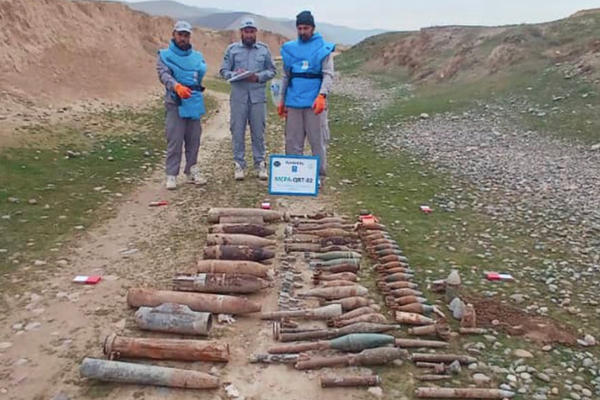 طالبانو په کندز کې ناچاوده توکي کشف او خنثی کړي