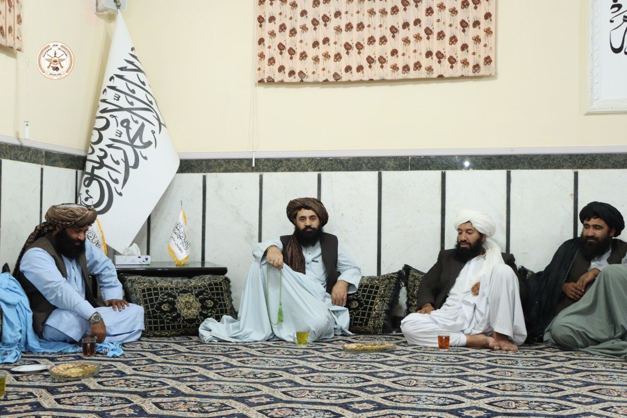 طالبانو د ایران پر پوله او ډیورنډ کرښه د انساني قاچاق او وارداتو د مخنیوي په اړه ناسته کړې