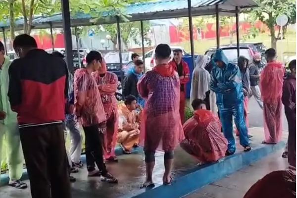 Afghan Refugee Commits Suicide In Indonesia