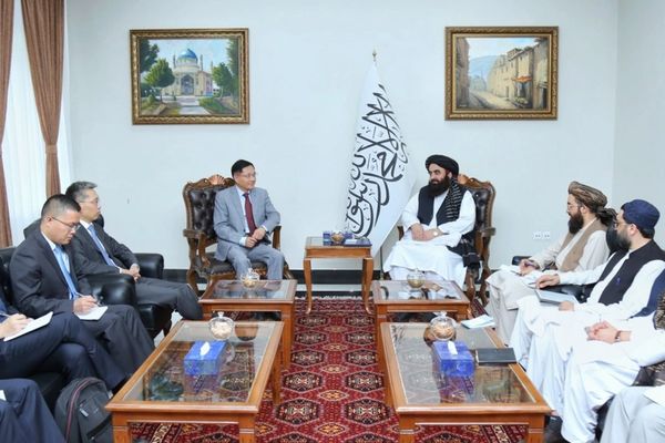 Chinese Envoy Meets Taliban FM To Discuss International Ties