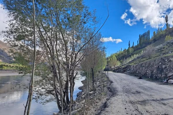 د امو سیند اوبه لا هم افغان خاوره او کرنیزې ځمکې ګواښي