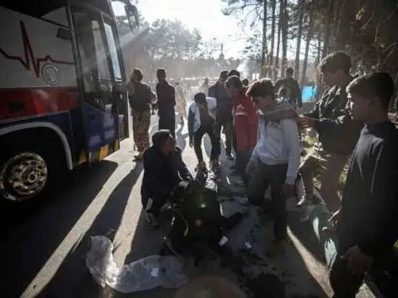 یک دانشآموز افغان که در انفجارهای کرمان زخمی شده بود، در شفاخانه جان باخت