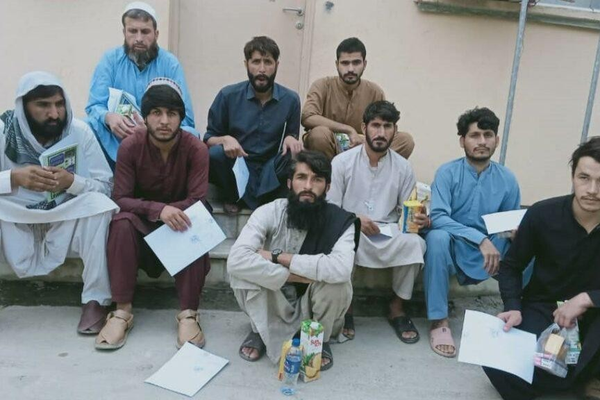 د پاکستان له زندانونو ۱۲ تنه افغانان خوشې شوي دي