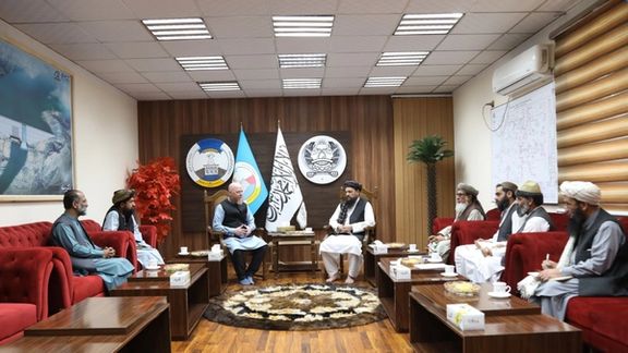 طالبانو له اسیا پراختیايي بانک څخه غوښتي چې خپلې نیمګړې پروژې بیا پیل کړي