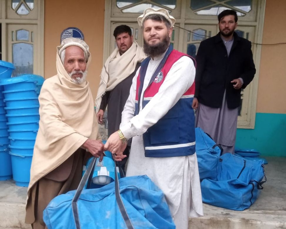 د ملګرو ملتونو کډوالو سازمان کونړ کې ۷۵۰ کسانو ته ژمنۍ مرستې ویشلي 