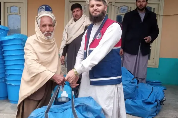 د ملګرو ملتونو کډوالو سازمان کونړ کې ۷۵۰ کسانو ته ژمنۍ مرستې ویشلي