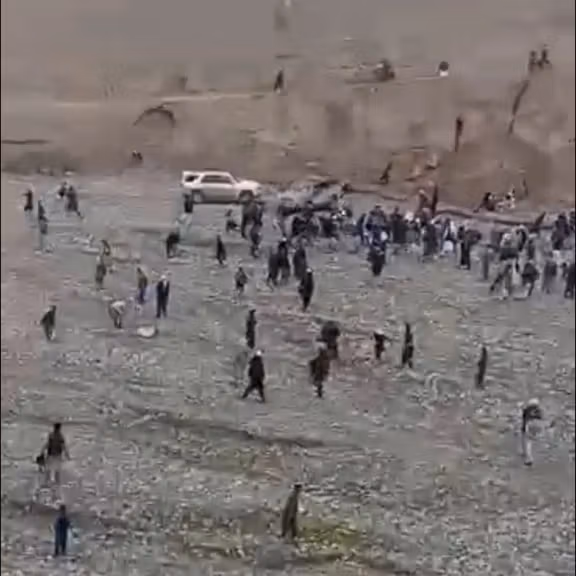 جنگ طلا؛ مردم محل در تخار با شرکت وابسته به طالبان درگیر شدند