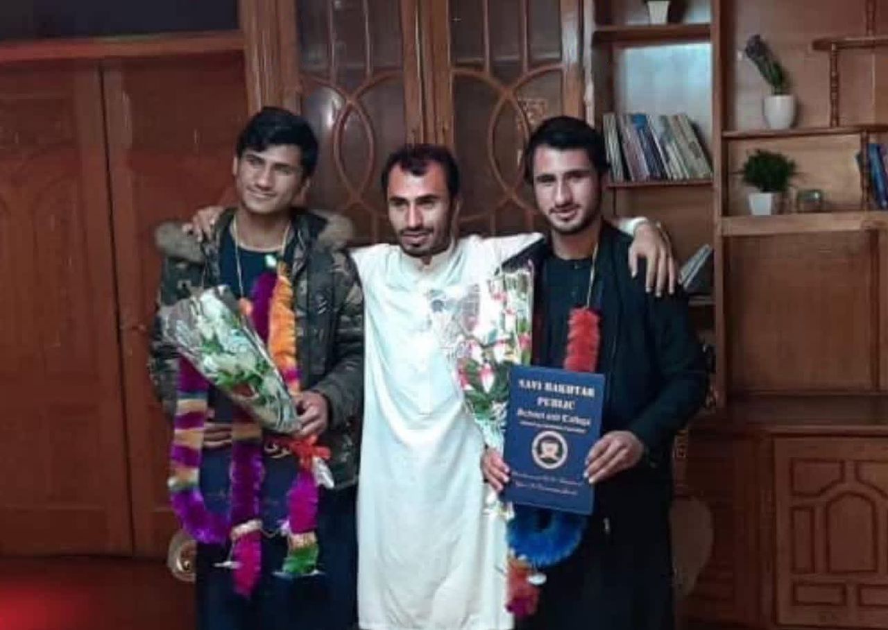 طالبانو د ارزګان د پخواني امنیه قوماندان جنرال مطیع الله درې زامن بندیان کړي 