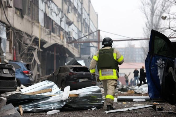 پر اوکراین د روسیې په برید کې څلور کسان وژل شوي