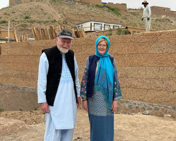 د طالبانو په بند کې د بریتانوۍ جوړې لور وایي، چې د پلار روغتیایي حالت یې ښه نهدی