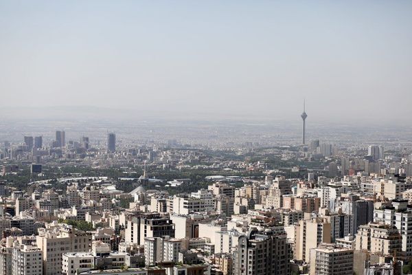 ایران برای مقابله با خشکسالی بیسابقه آب تهران را از طرف شب قطع میکند