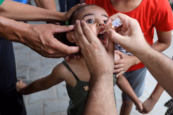 بیش از ۴۴ میلیون کودک در پاکستان واکسین پولیو دریافت کردند