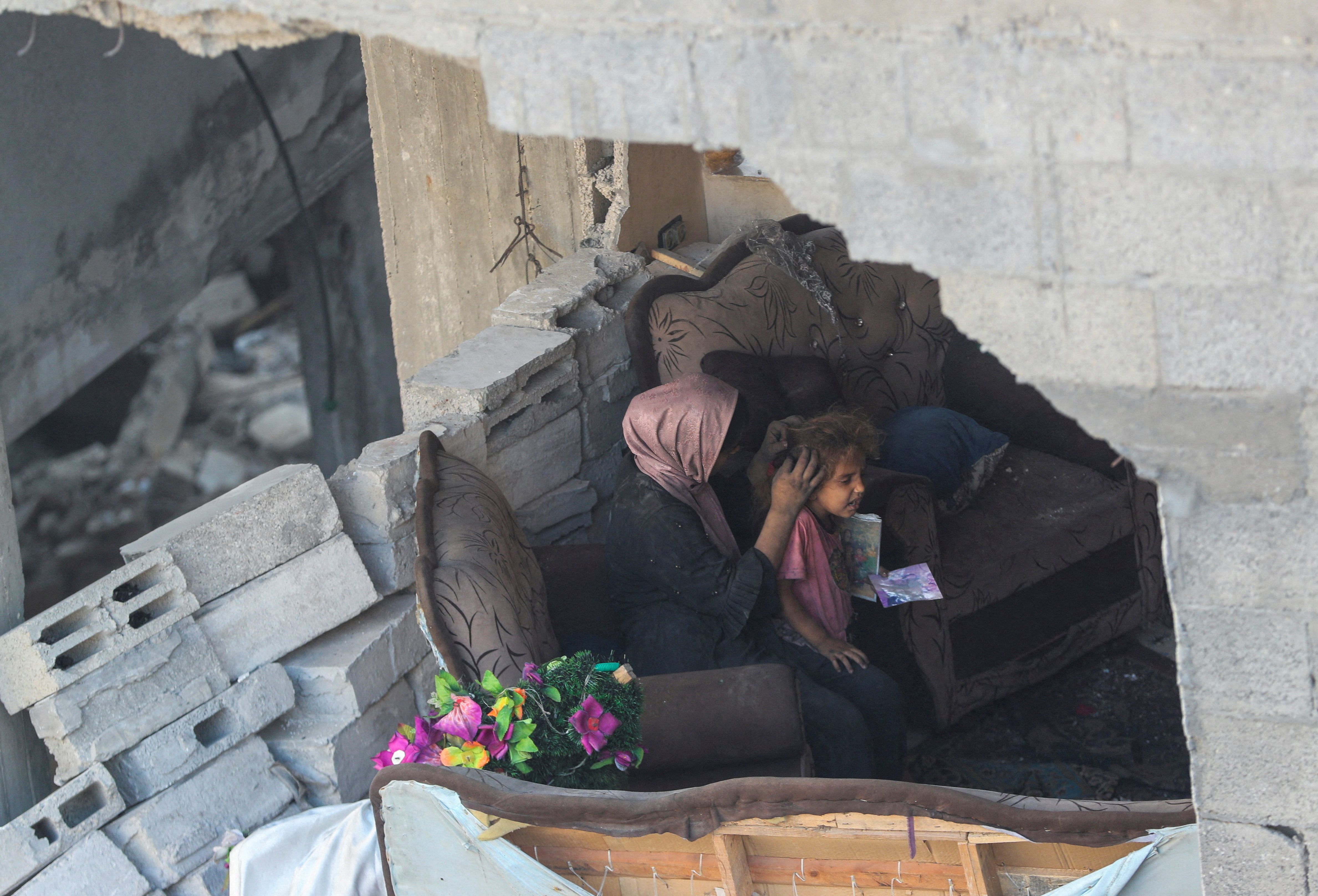 در یک شبانه‌روز بیش از ۱۰۰ فلسطینی در حملات اسرائیل در غزه کشته شدند