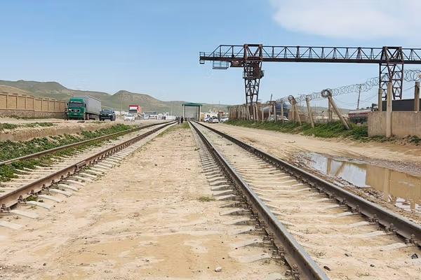 Taliban Urges Turkmenistan To Implement 24-Hour Operations At Torghundi Port