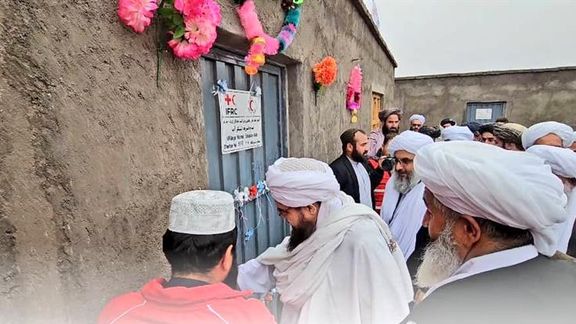 طالبان وايي، په هرات ولایت کې یې ۲۸۵ جوړ شوي کورونه زلزله ځپلو ته سپارلي دي