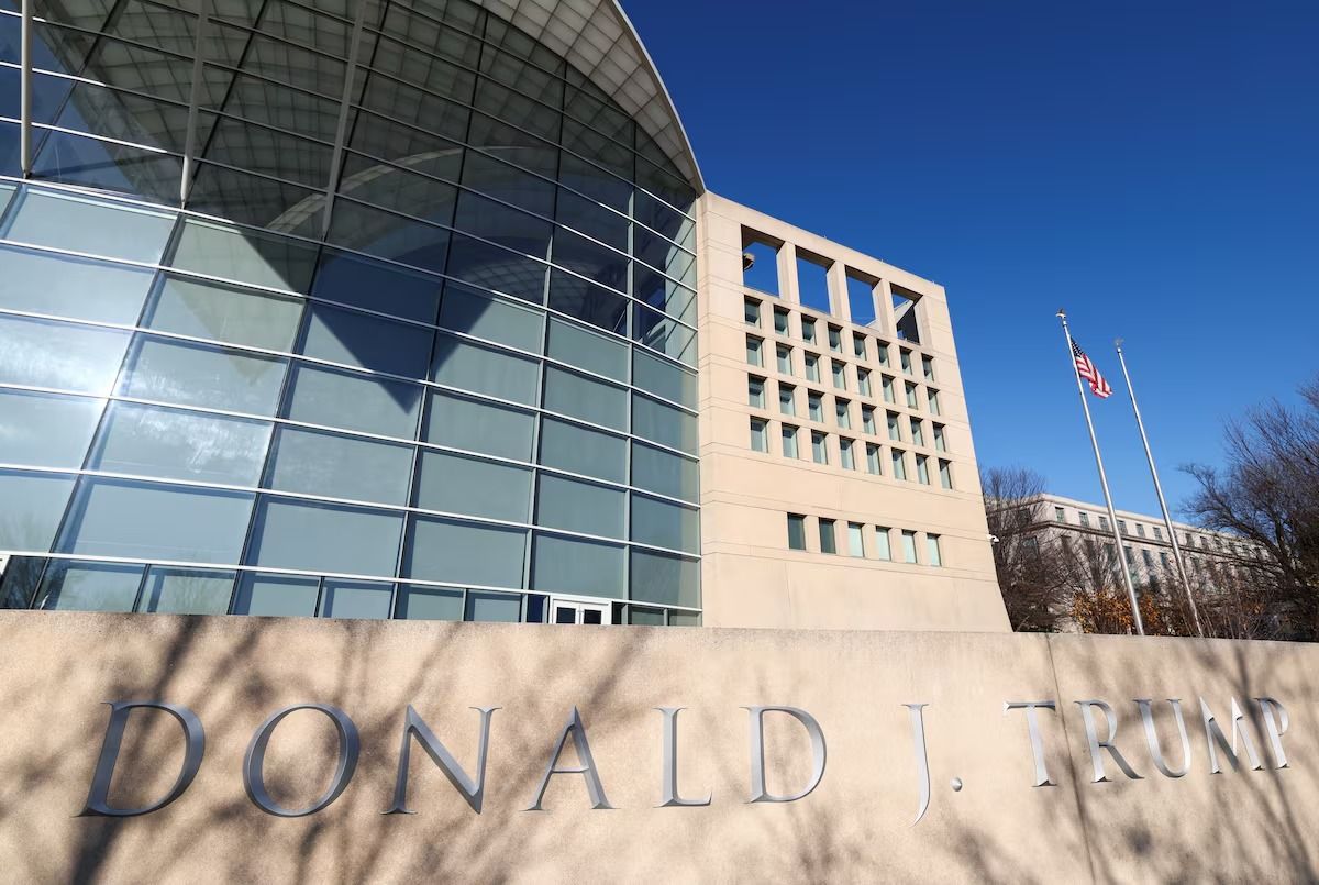 کاخ سفید نام انستیتوت صلح ایالات متحده را به «انستیتوت صلح دونالد ترامپ» تغییر داد